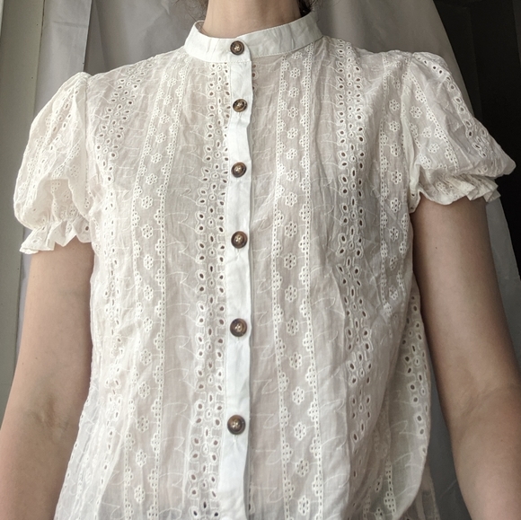 3/$30Darling Eyelet Blouse w/Tortoiseshell Buttons - Picture 2 of 8